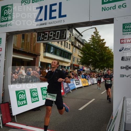 20.09.2026 - PSD Bank Halbmarathon LAZAROV Photography http://msf.ph/oto/10550138 20.09.2026 11:39:01 Ziel 1115, 1298, 1316, 1764, 2403, 2515, 2550, 3727, 3885, 4148, 4661, 4683 meine-sportfotos.de