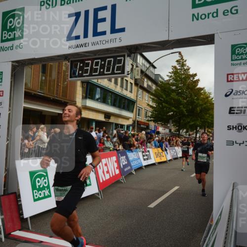 20.09.2026 - PSD Bank Halbmarathon LAZAROV Photography http://msf.ph/oto/10550139 20.09.2026 11:39:01 Ziel 1115, 1298, 1316, 1764, 2403, 2515, 2550, 3727, 3885, 4148, 4661, 4683 meine-sportfotos.de
