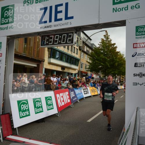 20.09.2026 - PSD Bank Halbmarathon LAZAROV Photography http://msf.ph/oto/10550142 20.09.2026 11:39:02 Ziel 1115, 1316, 1764, 2403, 2515, 3727, 3885, 4148, 4661, 4683 meine-sportfotos.de