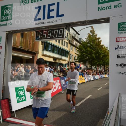 20.09.2026 - PSD Bank Halbmarathon LAZAROV Photography http://msf.ph/oto/10550162 20.09.2026 11:39:07 Ziel 1115, 1316, 1764, 2515, 2984, 4106, 4148, 4661, 4683 meine-sportfotos.de