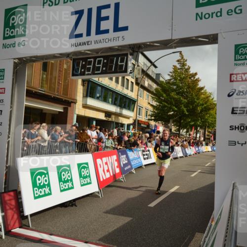 20.09.2026 - PSD Bank Halbmarathon LAZAROV Photography http://msf.ph/oto/10550174 20.09.2026 11:39:14 Ziel 1764, 2984, 3715, 4106, 4324, 4461, 4683 meine-sportfotos.de