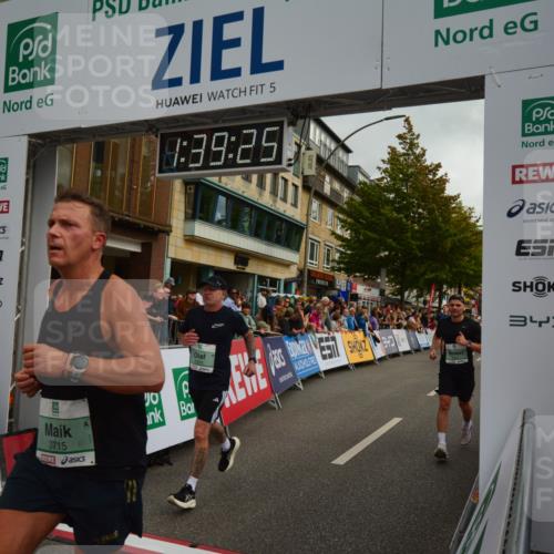 20.09.2026 - PSD Bank Halbmarathon LAZAROV Photography http://msf.ph/oto/10550185 20.09.2026 11:39:24 Ziel 1103, 1719, 2649, 3121, 3715, 4022, 4324, 4436, 4461 meine-sportfotos.de