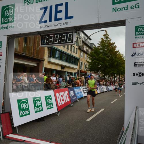 20.09.2026 - PSD Bank Halbmarathon LAZAROV Photography http://msf.ph/oto/10550200 20.09.2026 11:39:30 Ziel 1103, 1656, 1719, 2649, 2782, 3121, 3715, 3919, 4022, 4324, 4436, 4461 meine-sportfotos.de