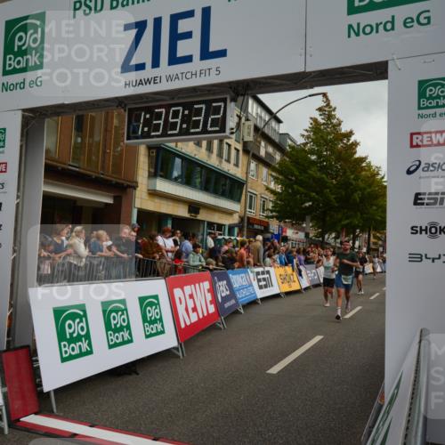 20.09.2026 - PSD Bank Halbmarathon LAZAROV Photography http://msf.ph/oto/10550205 20.09.2026 11:39:32 Ziel 1103, 1656, 1662, 1719, 2649, 2782, 3121, 3919, 4022, 4436 meine-sportfotos.de