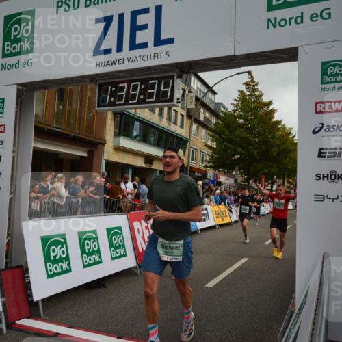 20.09.2026 - PSD Bank Halbmarathon LAZAROV Photography http://msf.ph/oto/10550207 20.09.2026 11:39:34 Ziel 1103, 1656, 1662, 1719, 2649, 2782, 3121, 3919, 4022, 4436 meine-sportfotos.de