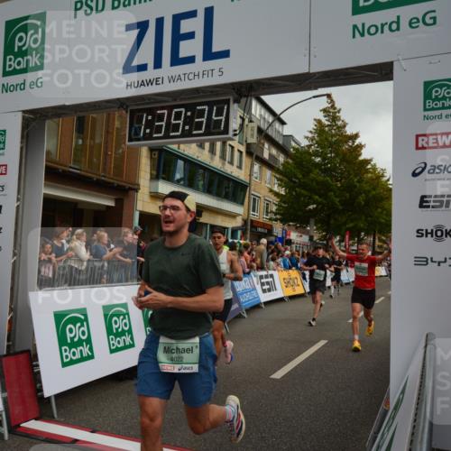 20.09.2026 - PSD Bank Halbmarathon LAZAROV Photography http://msf.ph/oto/10550208 20.09.2026 11:39:34 Ziel 1103, 1656, 1662, 1719, 2649, 2782, 3121, 3919, 4022, 4436 meine-sportfotos.de