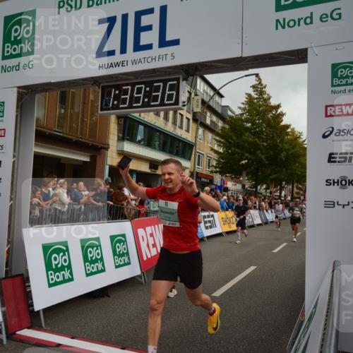 20.09.2026 - PSD Bank Halbmarathon LAZAROV Photography http://msf.ph/oto/10550214 20.09.2026 11:39:35 Ziel 1103, 1656, 1662, 1719, 2649, 2782, 3121, 3919, 4022, 4436 meine-sportfotos.de