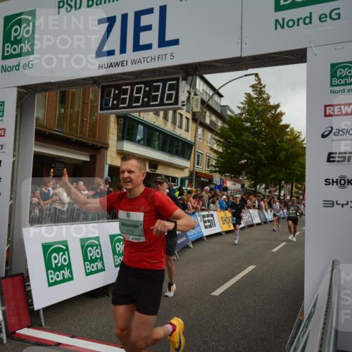 20.09.2026 - PSD Bank Halbmarathon LAZAROV Photography http://msf.ph/oto/10550215 20.09.2026 11:39:35 Ziel 1103, 1656, 1662, 1719, 2649, 2782, 3121, 3919, 4022, 4436 meine-sportfotos.de