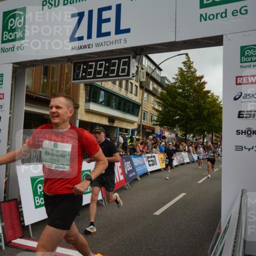 20.09.2026 - PSD Bank Halbmarathon LAZAROV Photography http://msf.ph/oto/10550216 20.09.2026 11:39:36 Ziel 1103, 1656, 1662, 1719, 2649, 2782, 3919, 4022, 4436 meine-sportfotos.de