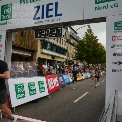 20.09.2026 - PSD Bank Halbmarathon LAZAROV Photography http://msf.ph/oto/10550220 20.09.2026 11:39:36 Ziel 1103, 1656, 1662, 1719, 2649, 2782, 3919, 4022, 4436 meine-sportfotos.de