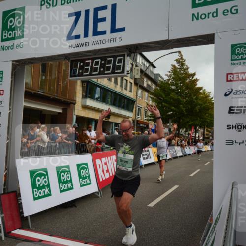 20.09.2026 - PSD Bank Halbmarathon LAZAROV Photography http://msf.ph/oto/10550224 20.09.2026 11:39:38 Ziel 1103, 1656, 1662, 1719, 2782, 3919, 4022, 4436 meine-sportfotos.de