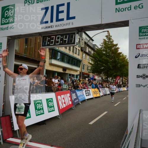 20.09.2026 - PSD Bank Halbmarathon LAZAROV Photography http://msf.ph/oto/10550229 20.09.2026 11:39:41 Ziel 1103, 1656, 1662, 1719, 2782, 3919, 4436 meine-sportfotos.de