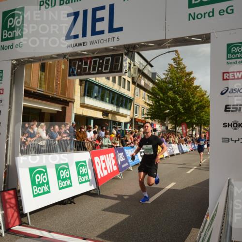20.09.2026 - PSD Bank Halbmarathon LAZAROV Photography http://msf.ph/oto/10550251 20.09.2026 11:40:00 Ziel 1841, 2387, 3596, 3605, 4107, 4198, 4293, 4313, 4506, 4697 meine-sportfotos.de