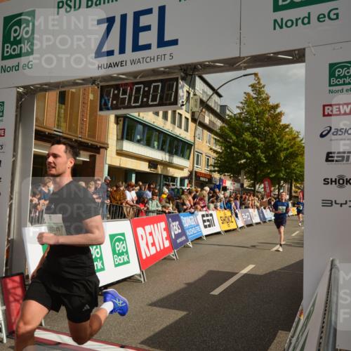20.09.2026 - PSD Bank Halbmarathon LAZAROV Photography http://msf.ph/oto/10550254 20.09.2026 11:40:01 Ziel 1841, 2387, 3596, 3605, 4107, 4198, 4293, 4313, 4506, 4697 meine-sportfotos.de