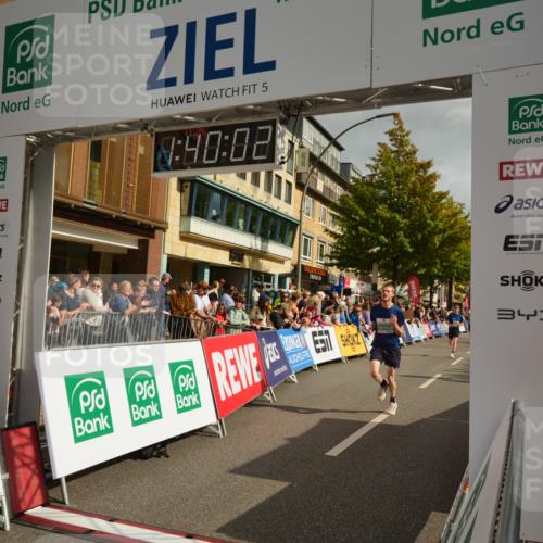 20.09.2026 - PSD Bank Halbmarathon LAZAROV Photography http://msf.ph/oto/10550258 20.09.2026 11:40:02 Ziel 2387, 3596, 3605, 3888, 4107, 4198, 4293, 4313, 4506, 4697 meine-sportfotos.de