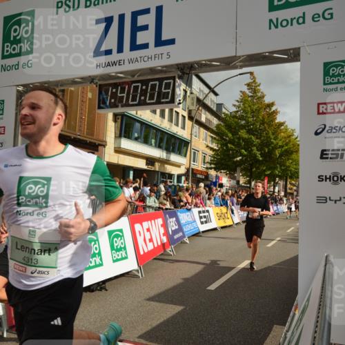 20.09.2026 - PSD Bank Halbmarathon LAZAROV Photography http://msf.ph/oto/10550272 20.09.2026 11:40:09 Ziel 1466, 3125, 3596, 3605, 3769, 3888, 4198, 4313, 4506, 4672, 4697, 4706 meine-sportfotos.de