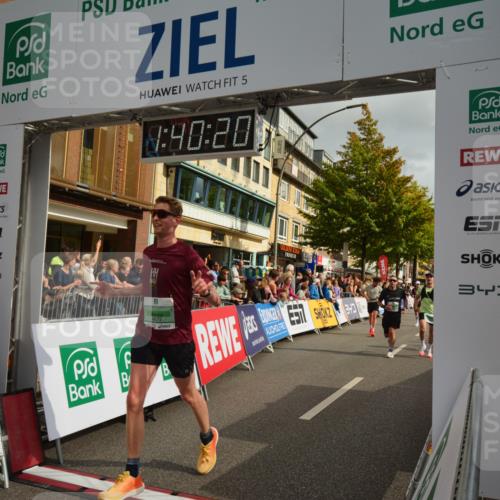 20.09.2026 - PSD Bank Halbmarathon LAZAROV Photography http://msf.ph/oto/10550303 20.09.2026 11:40:19 Ziel 1466, 2046, 2657, 3125, 3544, 3767, 3769, 3888, 4091, 4672, 4706 meine-sportfotos.de