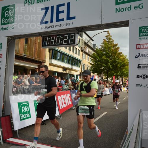 20.09.2026 - PSD Bank Halbmarathon LAZAROV Photography http://msf.ph/oto/10550310 20.09.2026 11:40:21 Ziel 1466, 1582, 2046, 2657, 3125, 3544, 3767, 3769, 4091, 4672, 4706 meine-sportfotos.de
