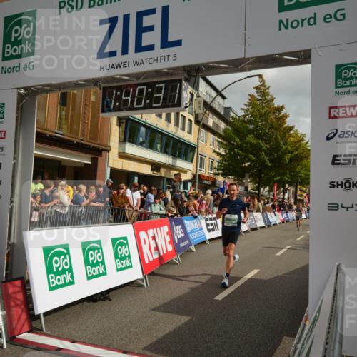 20.09.2026 - PSD Bank Halbmarathon LAZAROV Photography http://msf.ph/oto/10550330 20.09.2026 11:40:31 Ziel 1582, 2496, 2657, 3004, 4275, 4440 meine-sportfotos.de