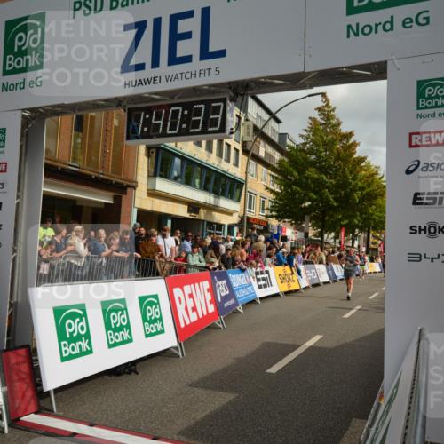 20.09.2026 - PSD Bank Halbmarathon LAZAROV Photography http://msf.ph/oto/10550335 20.09.2026 11:40:33 Ziel 1582, 2496, 2657, 3004, 4275, 4440 meine-sportfotos.de