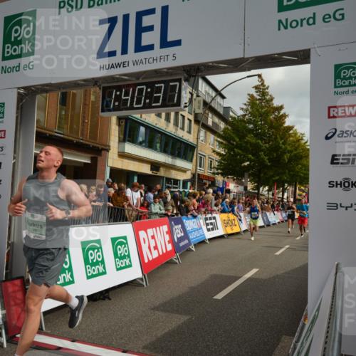 20.09.2026 - PSD Bank Halbmarathon LAZAROV Photography http://msf.ph/oto/10550337 20.09.2026 11:40:37 Ziel 1582, 2496, 2931, 3004, 3529, 3847, 4275, 4440 meine-sportfotos.de