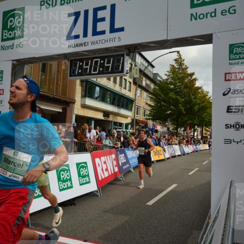 20.09.2026 - PSD Bank Halbmarathon LAZAROV Photography http://msf.ph/oto/10550343 20.09.2026 11:40:40 Ziel 2496, 2931, 3004, 3529, 3847, 4275, 4440 meine-sportfotos.de