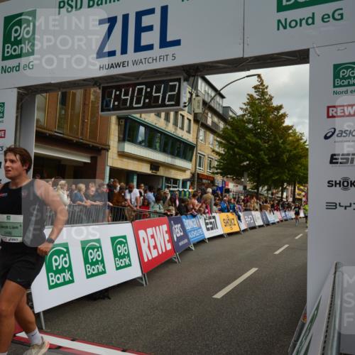 20.09.2026 - PSD Bank Halbmarathon LAZAROV Photography http://msf.ph/oto/10550350 20.09.2026 11:40:42 Ziel 2496, 2822, 2931, 3004, 3529, 3764, 3847, 4275, 4440 meine-sportfotos.de