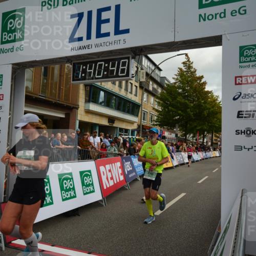 20.09.2026 - PSD Bank Halbmarathon LAZAROV Photography http://msf.ph/oto/10550353 20.09.2026 11:40:48 Ziel 2227, 2474, 2496, 2506, 2822, 2931, 3529, 3764, 3847 meine-sportfotos.de