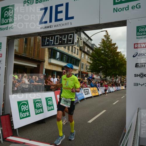 20.09.2026 - PSD Bank Halbmarathon LAZAROV Photography http://msf.ph/oto/10550356 20.09.2026 11:40:48 Ziel 2227, 2474, 2496, 2506, 2822, 2931, 3529, 3764, 3847 meine-sportfotos.de
