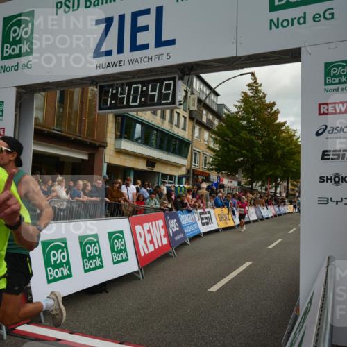 20.09.2026 - PSD Bank Halbmarathon LAZAROV Photography http://msf.ph/oto/10550360 20.09.2026 11:40:49 Ziel 2227, 2474, 2506, 2822, 2931, 3529, 3764, 3847 meine-sportfotos.de