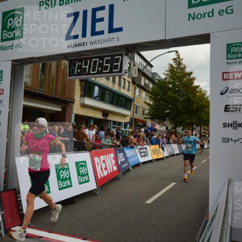 20.09.2026 - PSD Bank Halbmarathon LAZAROV Photography http://msf.ph/oto/10550363 20.09.2026 11:40:52 Ziel 2227, 2474, 2506, 2822, 2931, 3529, 3764, 3847 meine-sportfotos.de