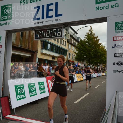 20.09.2026 - PSD Bank Halbmarathon LAZAROV Photography http://msf.ph/oto/10550374 20.09.2026 11:40:57 Ziel 2227, 2474, 2506, 2822, 2829, 3764, 4482 meine-sportfotos.de