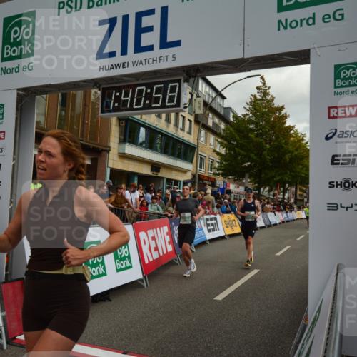 20.09.2026 - PSD Bank Halbmarathon LAZAROV Photography http://msf.ph/oto/10550376 20.09.2026 11:40:58 Ziel 1128, 1394, 2227, 2474, 2506, 2822, 2829, 3764, 4482 meine-sportfotos.de