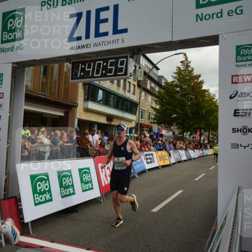 20.09.2026 - PSD Bank Halbmarathon LAZAROV Photography http://msf.ph/oto/10550383 20.09.2026 11:40:59 Ziel 1128, 1394, 2227, 2474, 2506, 2822, 2829, 3764, 4482 meine-sportfotos.de