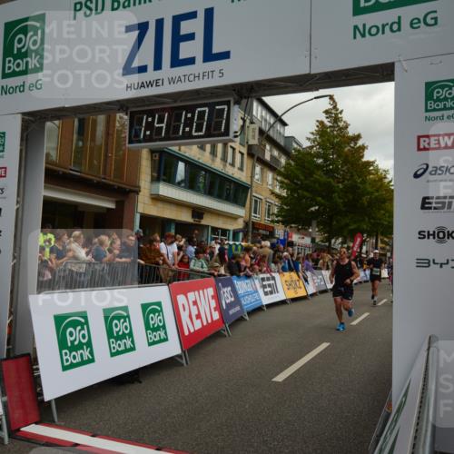 20.09.2026 - PSD Bank Halbmarathon LAZAROV Photography http://msf.ph/oto/10550392 20.09.2026 11:41:06 Ziel 1128, 1394, 1953, 2474, 2829, 2842, 4000, 4482, 4681 meine-sportfotos.de