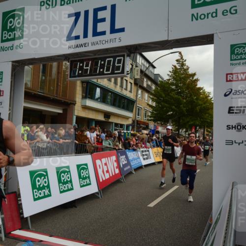 20.09.2026 - PSD Bank Halbmarathon LAZAROV Photography http://msf.ph/oto/10550396 20.09.2026 11:41:09 Ziel 1128, 1394, 1953, 2829, 2842, 4000, 4482, 4681 meine-sportfotos.de