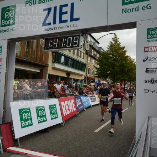 20.09.2026 - PSD Bank Halbmarathon LAZAROV Photography http://msf.ph/oto/10550397 20.09.2026 11:41:09 Ziel 1128, 1394, 1953, 2829, 2842, 4000, 4482, 4681 meine-sportfotos.de