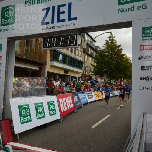 20.09.2026 - PSD Bank Halbmarathon LAZAROV Photography http://msf.ph/oto/10550410 20.09.2026 11:41:12 Ziel 1128, 1394, 1953, 2842, 4000, 4418, 4482, 4681 meine-sportfotos.de