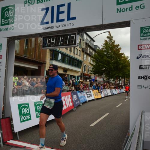 20.09.2026 - PSD Bank Halbmarathon LAZAROV Photography http://msf.ph/oto/10550421 20.09.2026 11:41:16 Ziel 1128, 1181, 1394, 1953, 2196, 2842, 4000, 4418, 4681 meine-sportfotos.de