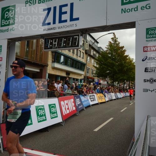 20.09.2026 - PSD Bank Halbmarathon LAZAROV Photography http://msf.ph/oto/10550423 20.09.2026 11:41:17 Ziel 1181, 1953, 2196, 2842, 4000, 4418, 4681 meine-sportfotos.de