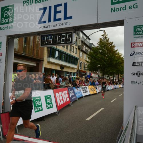 20.09.2026 - PSD Bank Halbmarathon LAZAROV Photography http://msf.ph/oto/10550433 20.09.2026 11:41:24 Ziel 1181, 2196, 3306, 4418 meine-sportfotos.de
