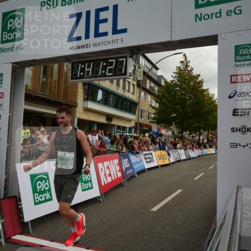 20.09.2026 - PSD Bank Halbmarathon LAZAROV Photography http://msf.ph/oto/10550439 20.09.2026 11:41:27 Ziel 1181, 2196, 3306, 4418 meine-sportfotos.de