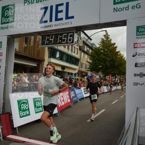 20.09.2026 - PSD Bank Halbmarathon LAZAROV Photography http://msf.ph/oto/10550452 20.09.2026 11:41:55 Ziel 1583, 1803, 1852, 2069, 2267, 2981, 3608, 4353, 4654 meine-sportfotos.de