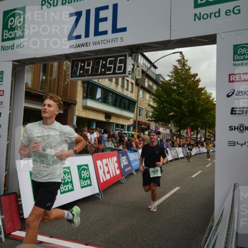 20.09.2026 - PSD Bank Halbmarathon LAZAROV Photography http://msf.ph/oto/10550453 20.09.2026 11:41:55 Ziel 1583, 1803, 1852, 2069, 2267, 2981, 3608, 4353, 4654 meine-sportfotos.de