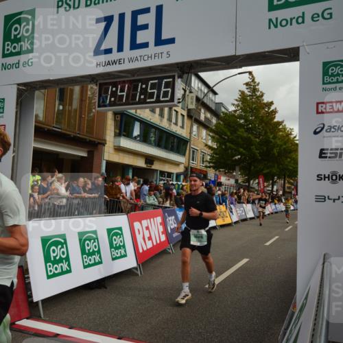 20.09.2026 - PSD Bank Halbmarathon LAZAROV Photography http://msf.ph/oto/10550454 20.09.2026 11:41:55 Ziel 1583, 1803, 1852, 2069, 2267, 2981, 3608, 4353, 4654 meine-sportfotos.de