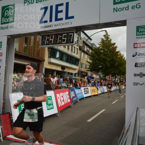 20.09.2026 - PSD Bank Halbmarathon LAZAROV Photography http://msf.ph/oto/10550458 20.09.2026 11:41:56 Ziel 1583, 1803, 1852, 2069, 2267, 2981, 3608, 4353, 4654 meine-sportfotos.de