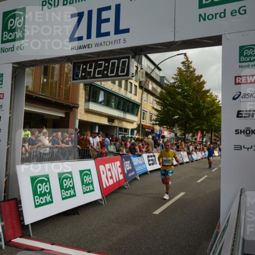 20.09.2026 - PSD Bank Halbmarathon LAZAROV Photography http://msf.ph/oto/10550463 20.09.2026 11:42:00 Ziel 1803, 1852, 2069, 2267, 2981, 3608, 4353, 4654 meine-sportfotos.de
