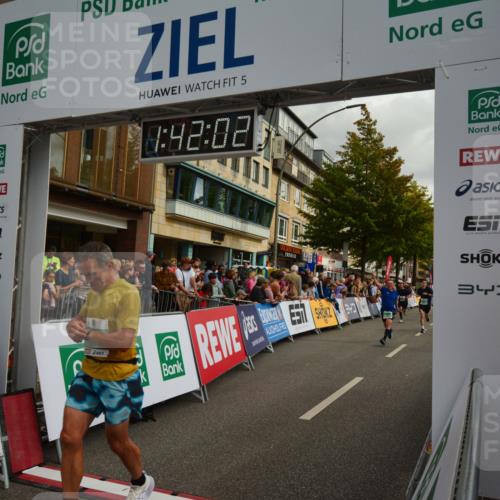 20.09.2026 - PSD Bank Halbmarathon LAZAROV Photography http://msf.ph/oto/10550467 20.09.2026 11:42:01 Ziel 1803, 1852, 2069, 2179, 2267, 2981, 3608, 4353, 4654 meine-sportfotos.de