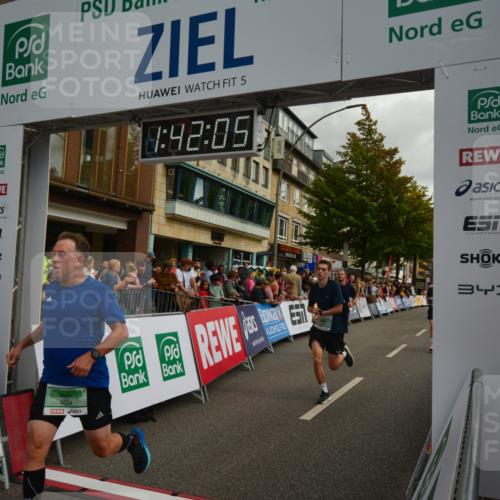20.09.2026 - PSD Bank Halbmarathon LAZAROV Photography http://msf.ph/oto/10550474 20.09.2026 11:42:04 Ziel 1852, 2069, 2179, 2267, 2981, 3608, 4654 meine-sportfotos.de