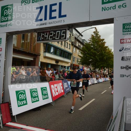 20.09.2026 - PSD Bank Halbmarathon LAZAROV Photography http://msf.ph/oto/10550476 20.09.2026 11:42:04 Ziel 1852, 2069, 2179, 2267, 2981, 3608, 4654 meine-sportfotos.de